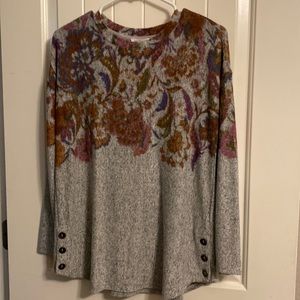 Women Westbound petite super soft tunic sweater.